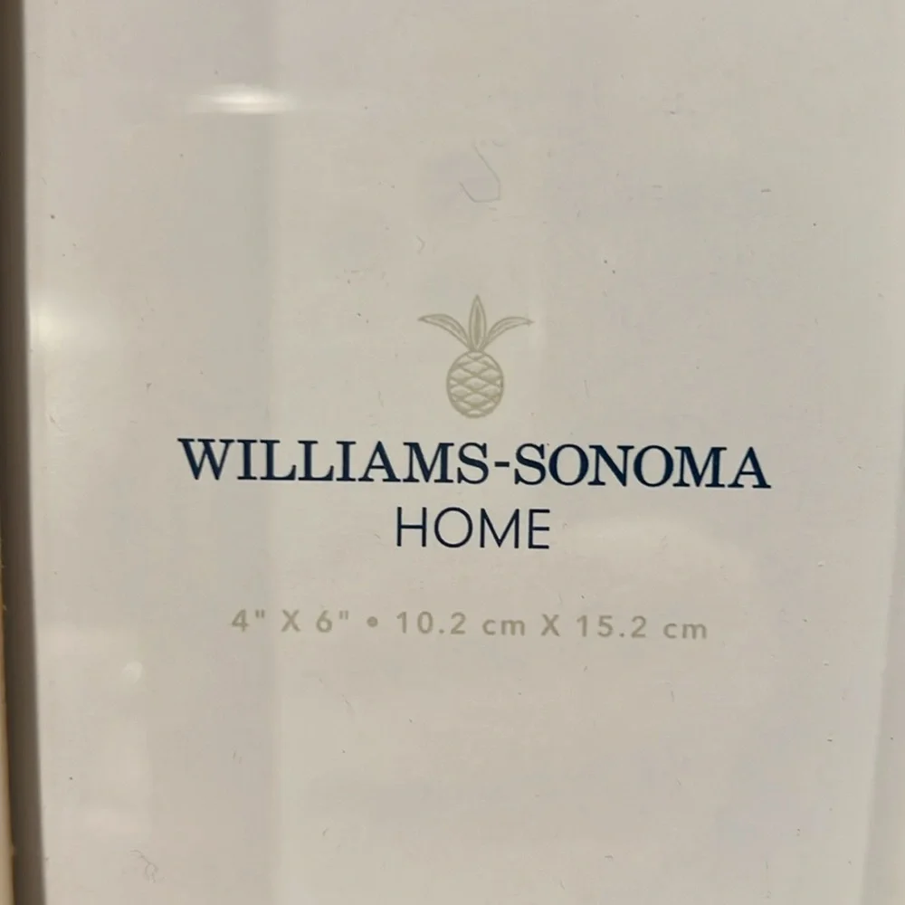 Williams-Sonoma Leather Picture Frame, 4”x6”